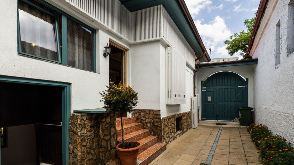 Apartament la casă, 90 mp | Strada De Mijloc - Poză 25