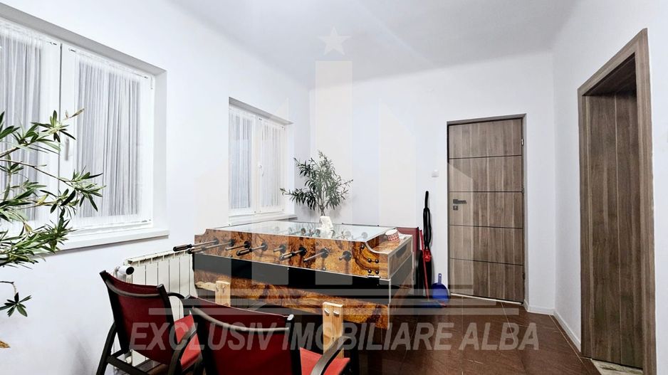 Casa individuala de inchiriat, Cetate - Poză 5