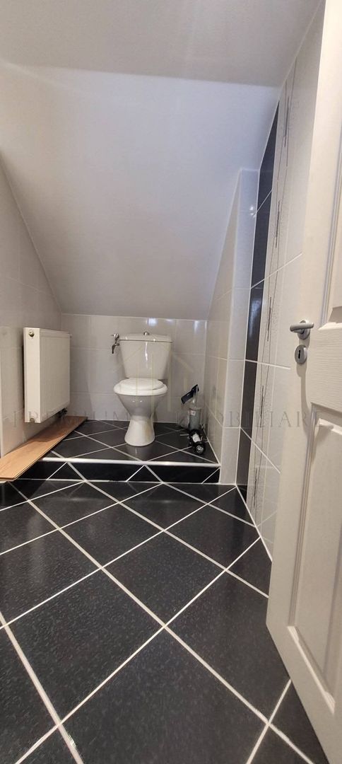 Casă P+M de vânzare la 11 km de Onesti spre Bacau - Poză 11