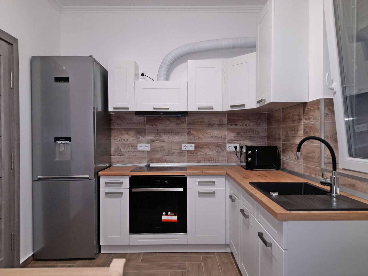 Vanzare 3 camere central, str. Tudor Vladimirescu - Ared, Oradea - Poză 9