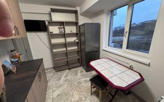 Apartament 1 camera Dec 38 mp Bucium 66500 euro. - Poză 2