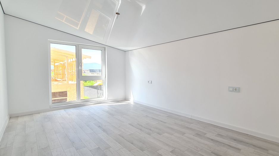 Casa individuala 4 camere 3 bai garaj Cartier Izvor Tarlungeni Brasov - Poză 5