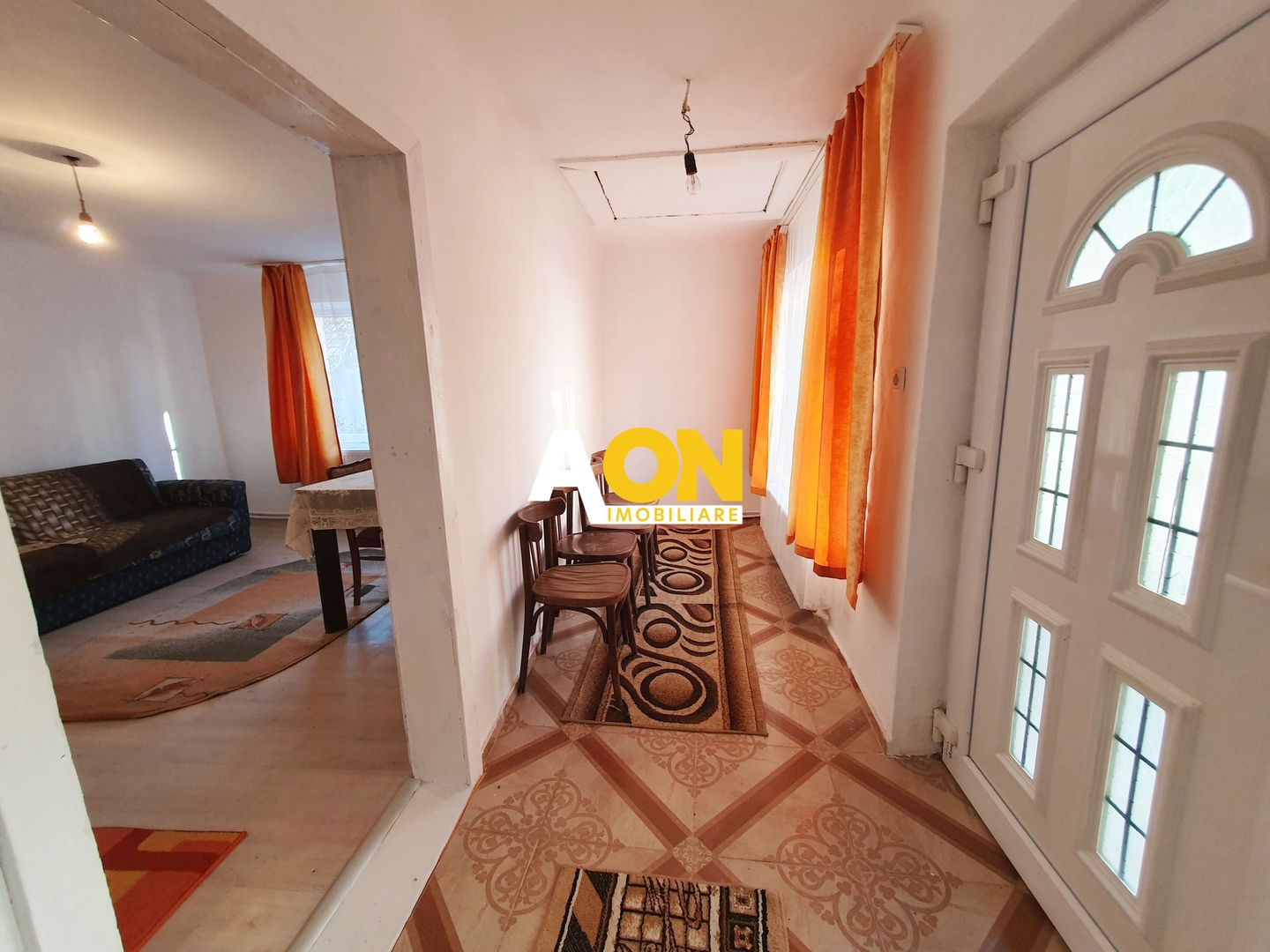 Casa cu 2 camere, 300 mp teren, Cetate - Poză 8