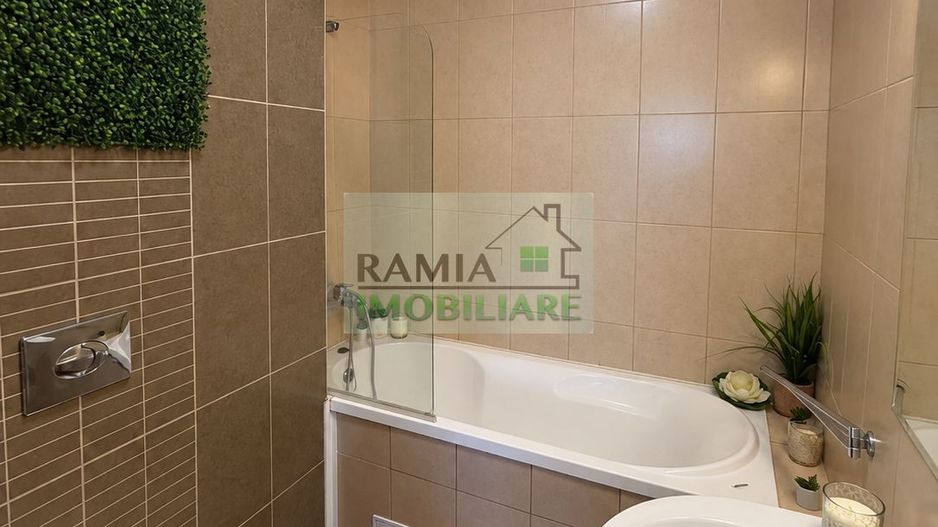 Studio 39 mp, Top City – Coresi, etaj 9/11, parcare, boxă, mobilat - Poză 7