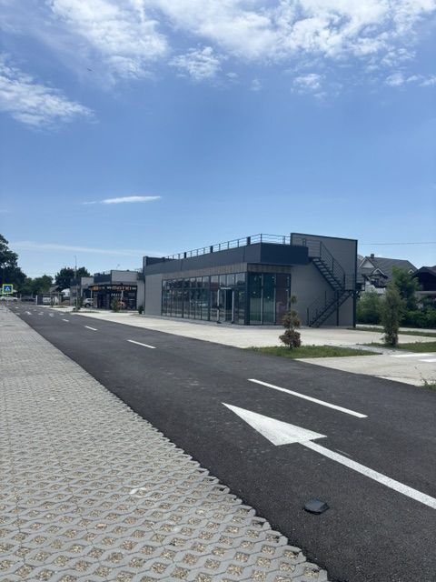 Laufer Drive-In Mall – Oportunitate Premium în Otopeni - Poză 4