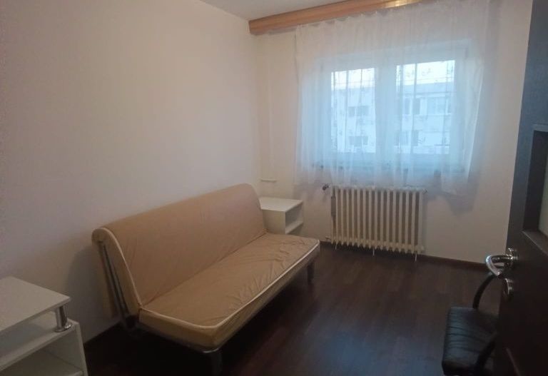De închiriat 3 camere decomandat, 2 băi, metrou 1 Decembrie - Poză 4