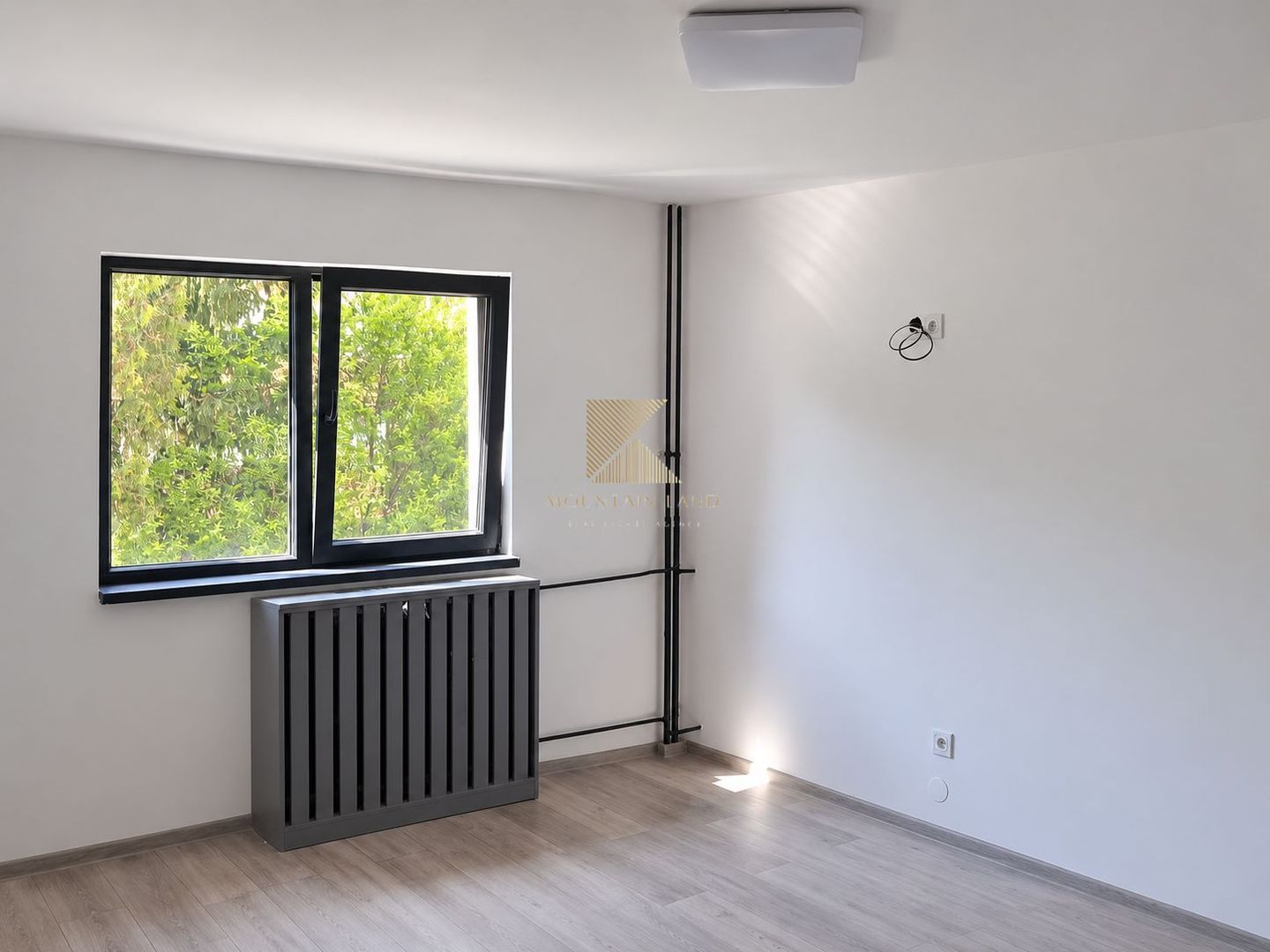 Apartament 33 mp, complet renovat, Electroprecizia, Etaj 2, Pivnita - Poză 5