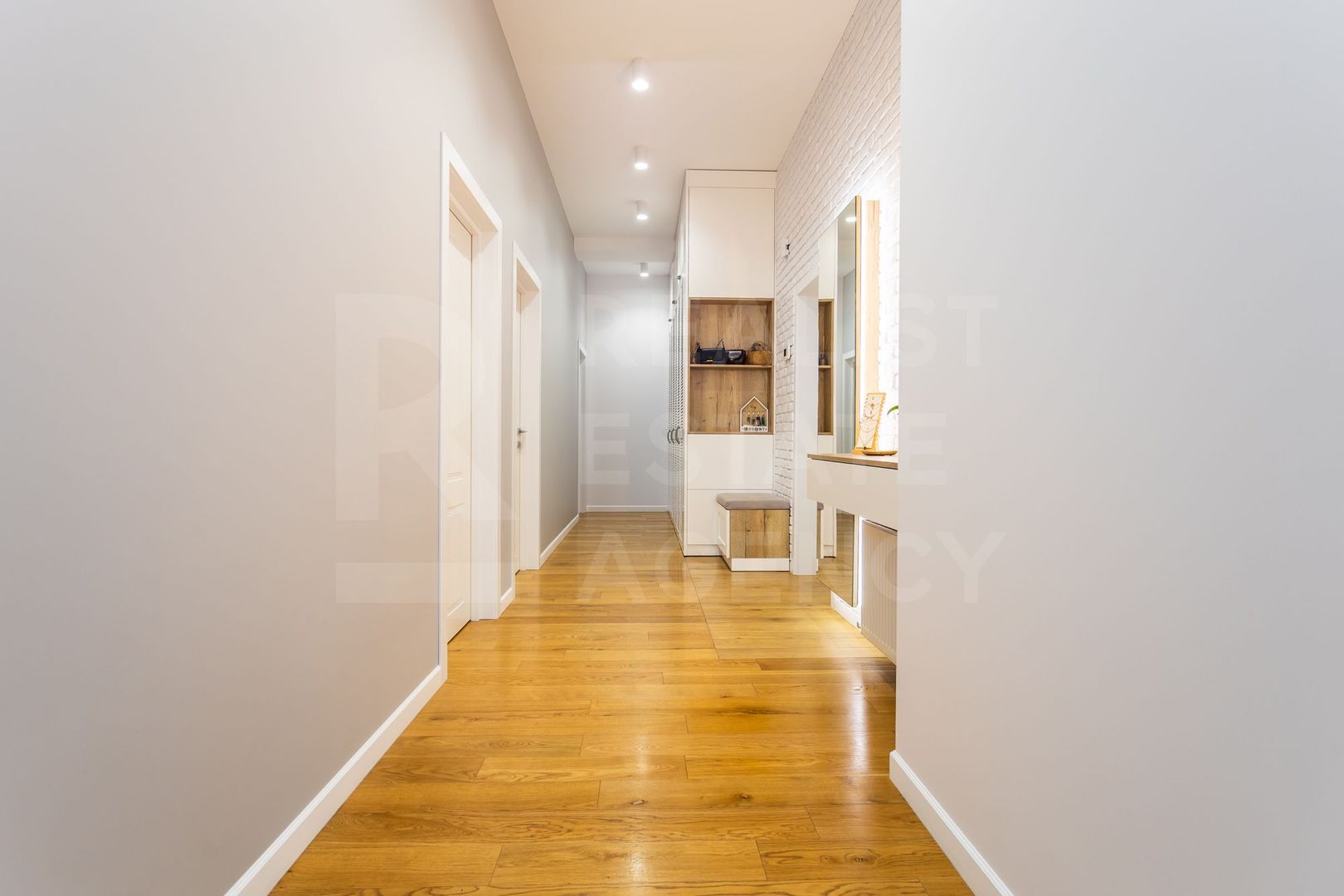 Vânzare, penthouse, 4 camere, strada Alba Iulia, Buiucani. - Poză 26