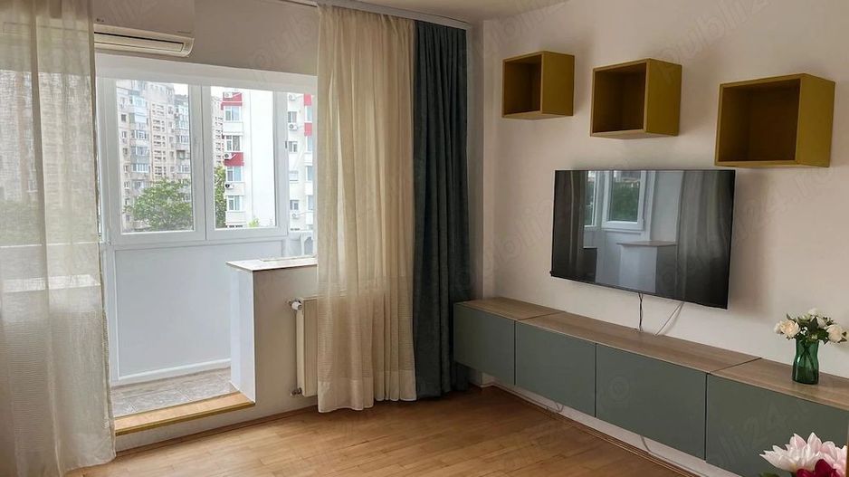 Două camere Tineretului - Poză 1