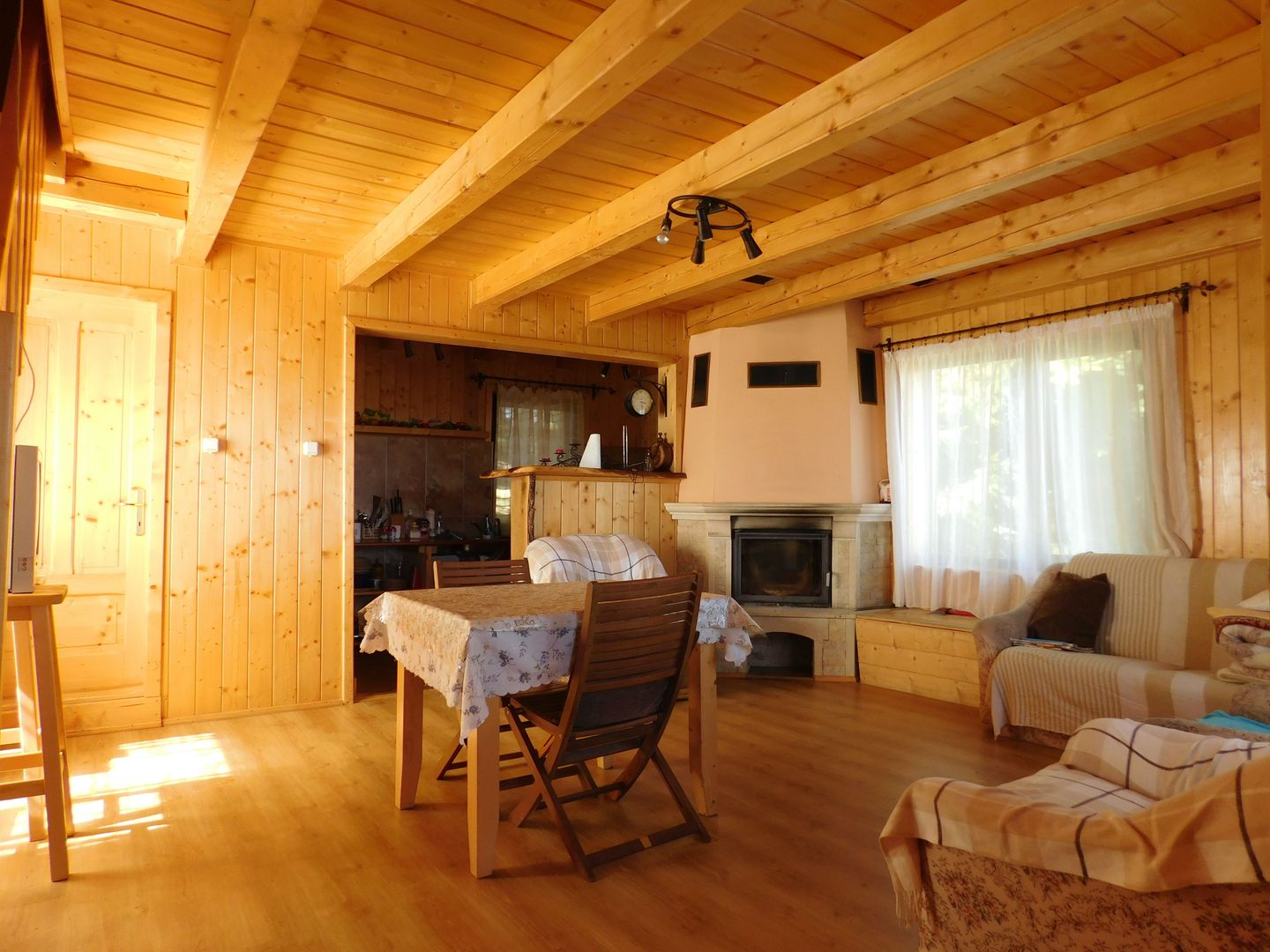 Casă de vacanta de vanzare, in Marisel, langa Cabana Motilor - Poză 32