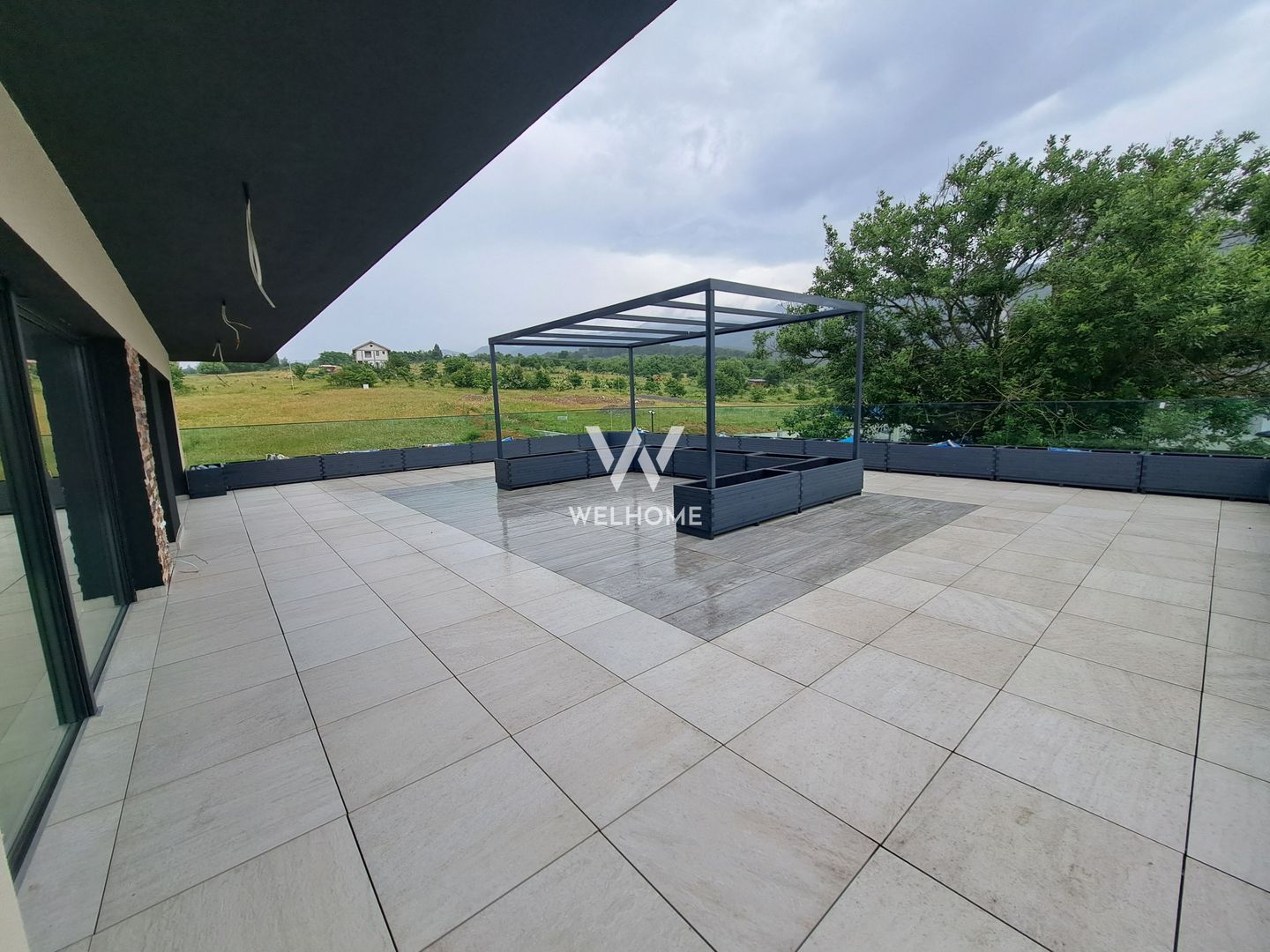 Vilă modernă premium cu piscină interioară, teren 1200 mp și panoramă - Poză 12