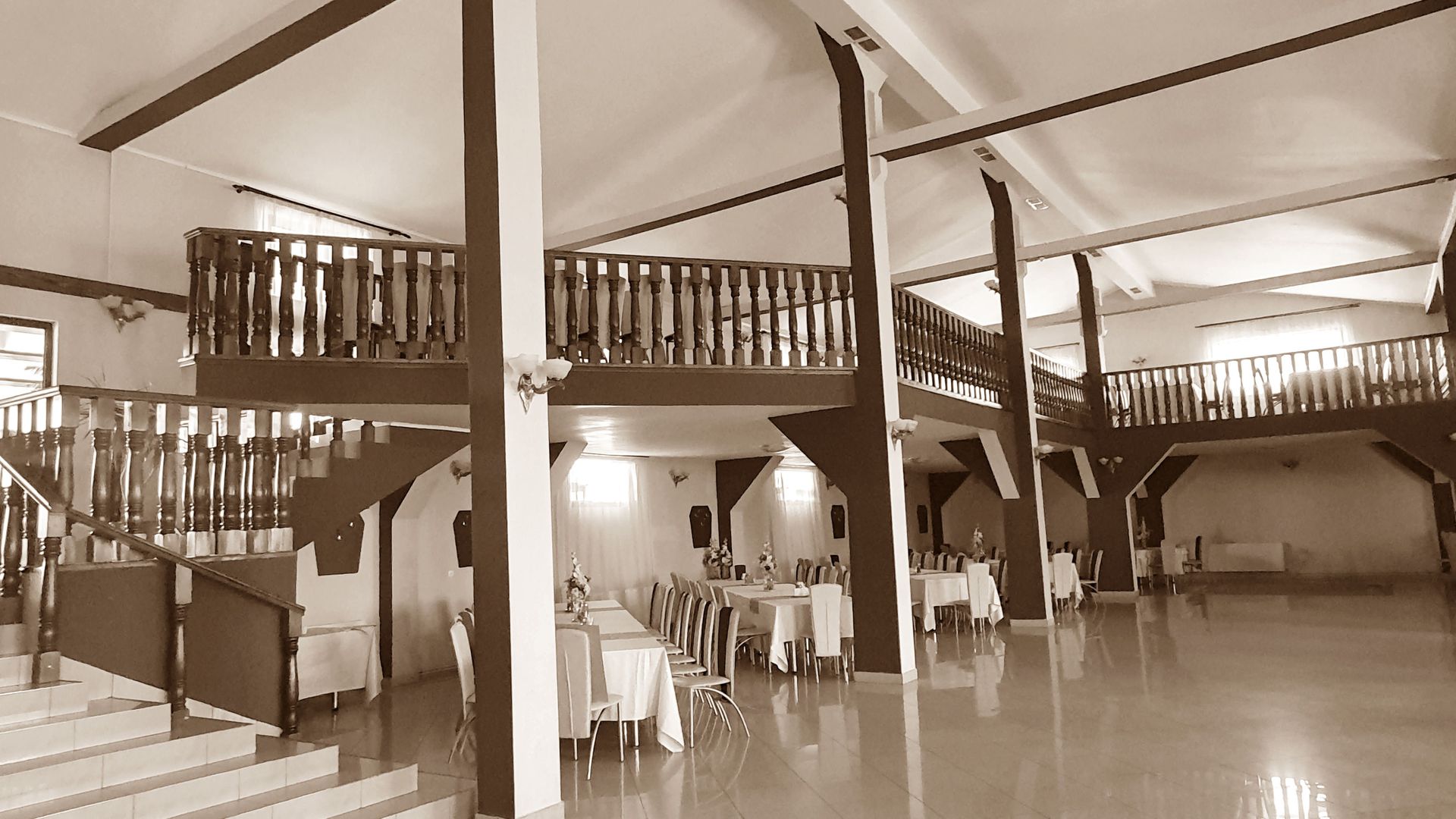 Afacere/Restaurant -Salon evenimente capacitate 600 persoane - Poză 11