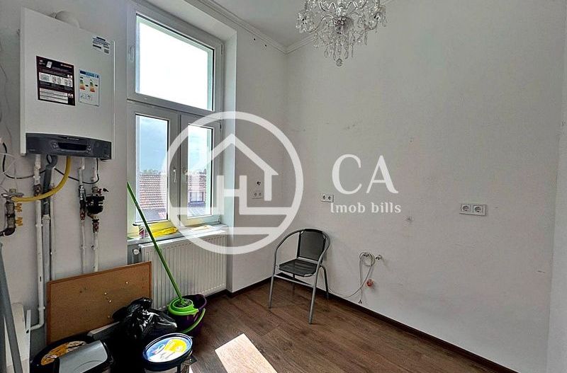 Spațiu birouri de închiriat cu 3 camere în zona Ultracentrala, Oradea - Poză 8