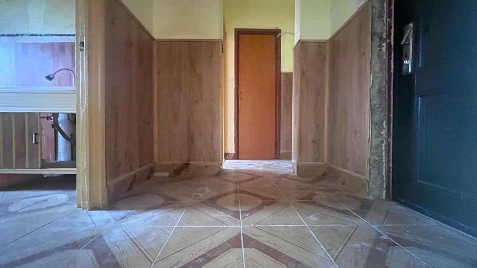 Vanzare apartament cu 3 camere în Micro 6  zonă căutată din Târgoviste - Poză 8