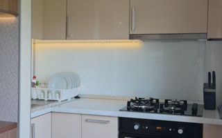 Vanzare 2 Camere Vitan Mall – Str. Brăndușelor – Centrală Proprie - Poză 4