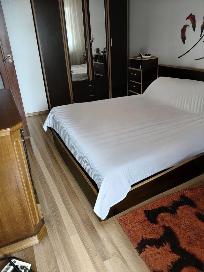 Apartament cu doua camere, Aparatorii Patriei, 80.000€ - Poză 2
