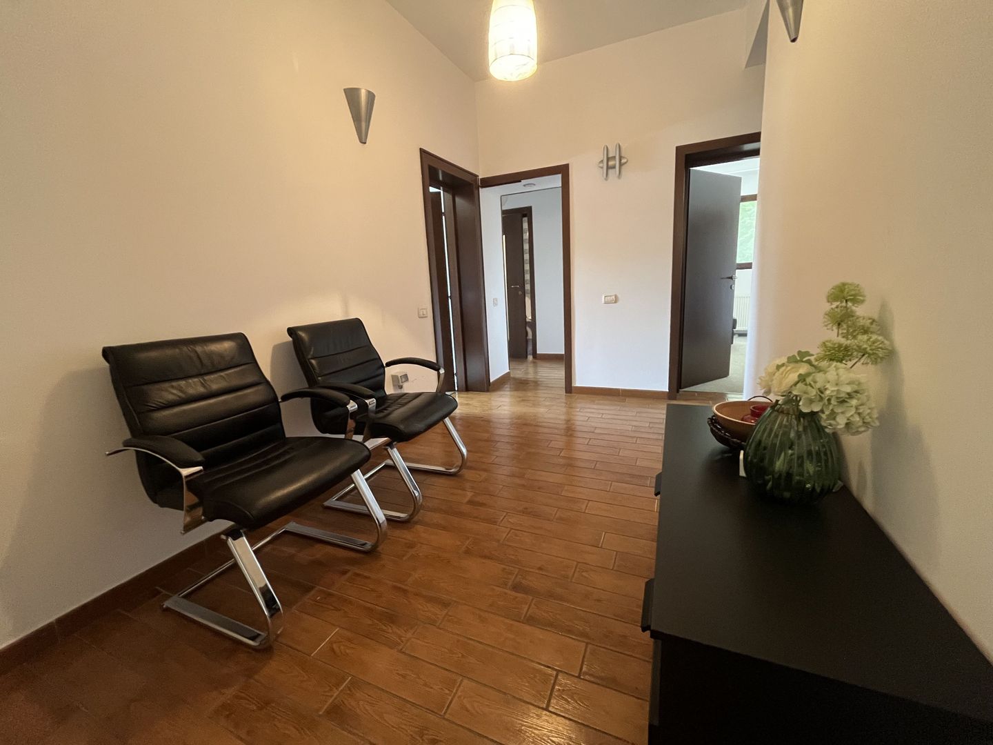 OTOPENI | Chirie Casa 13 Camere pretabil Notariat Cabinet Avocat - Poză 5