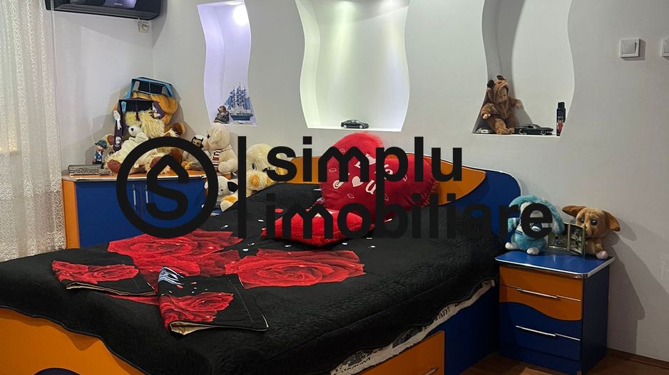 Vila S+P+1+M Lapus, str Paunitei - Poză 75