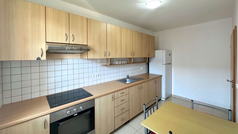 Apartament 2 camere mobilat și utilat cu vedere superbă spre Tâmpa - Poză 13