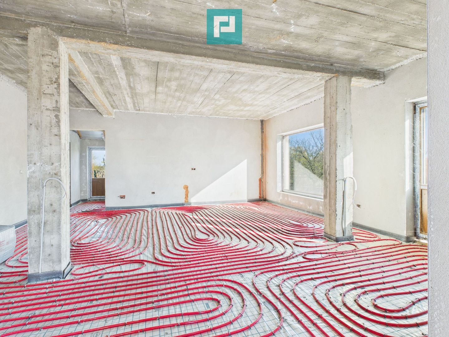 Proprietate impresionantă de vânzare in Nădab - Poză 12