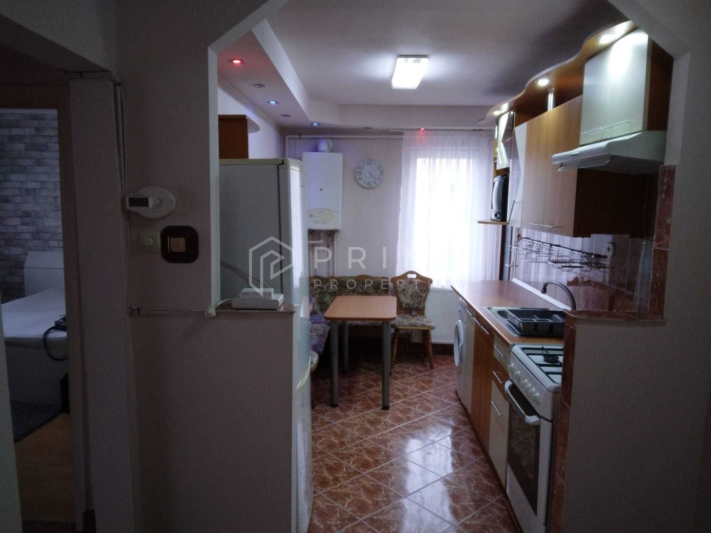 De închiriat: Apartament 3 camere, 2 băi – Zona Tudor - Poză 4