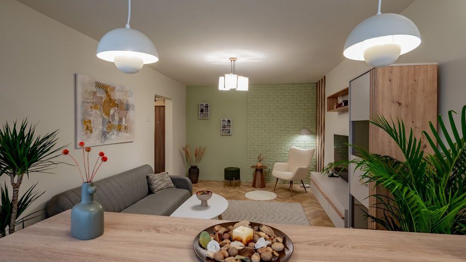 Apartament 2 camere decomandat – zona Tomis Nord (Tic-Tac) - Poză 1