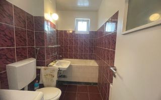 Apartament de vanzare, cu 2 camere, etaj 2, renovat recent Cartier Terezian - Poză 7