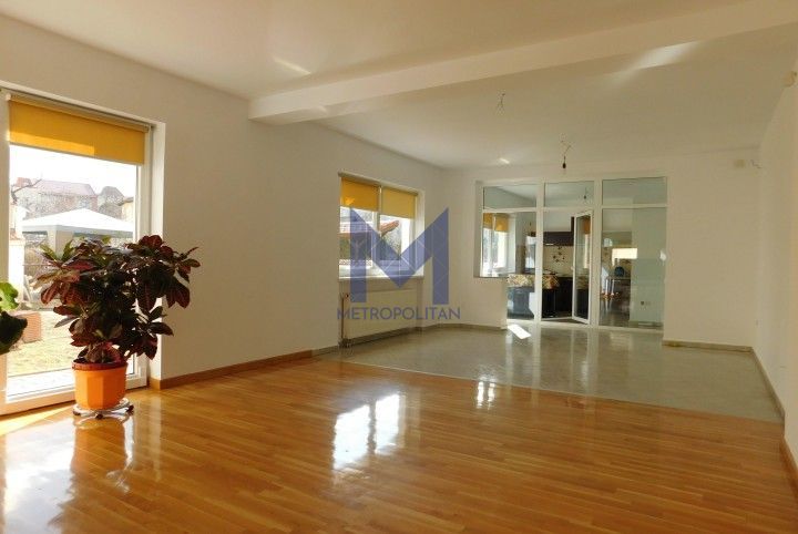 Vilă spectaculoasă de închiriat, parcare 10 locuri, Grădina Botanică - Poză 8