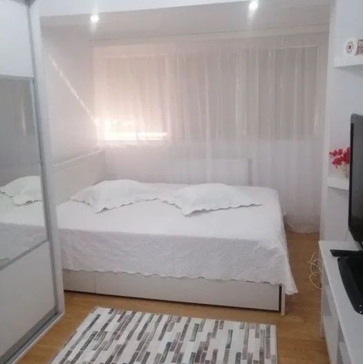 Apartament la  mansarda, Micro 19, mobilat si utilat - Poză 4