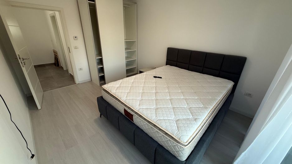 Locuinta cu 3 camere, curte si 2 locuri de parcare - Poză 17