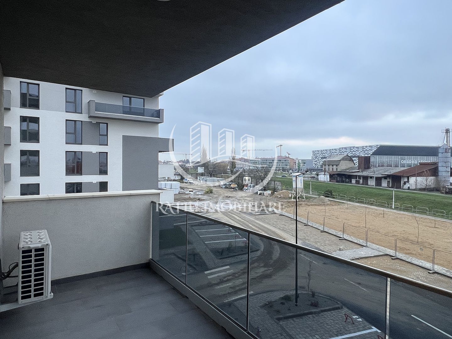 Apartament cu 3 camere | Parcare Subterana | Prima Arena | Oradea - Poză 16