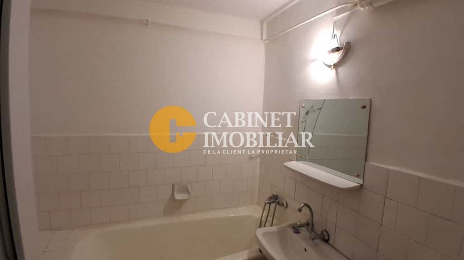 2 Camere - Decomandat - la bulevard LIBER! - Poză 5