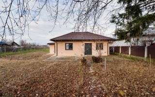 Căsuță renovată modern - Poză 1