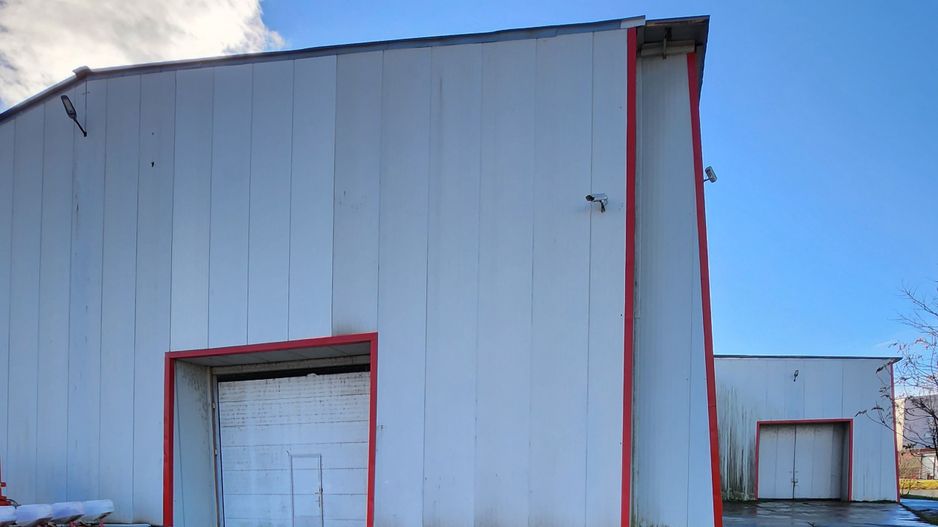 Hale depozit-productie industriala la 20 km de TM - Poză 21