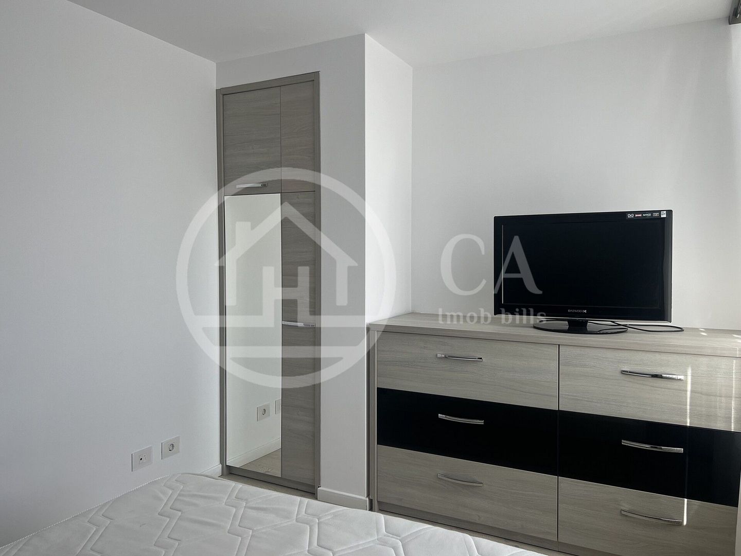 Apartament cu 3 camere de inchiriat in zona Nufărul, Oradea - Poză 9