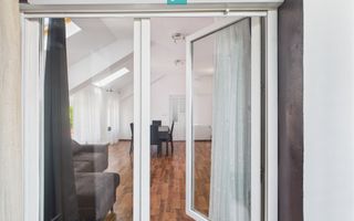 Apartament deosebit cu 3 camere , zona Fratelia - Poză 12