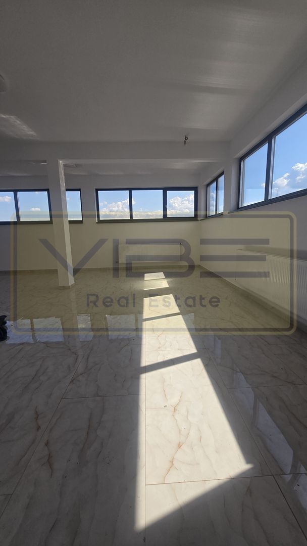 Spatiu 240mp Showroom / Magazin Industrial / Piese etc - Poză 5