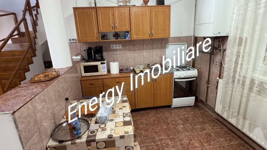 De  vânzare o casă cu 4 camere, în localitate Sîngiorgiu de Mureș - Poză 5