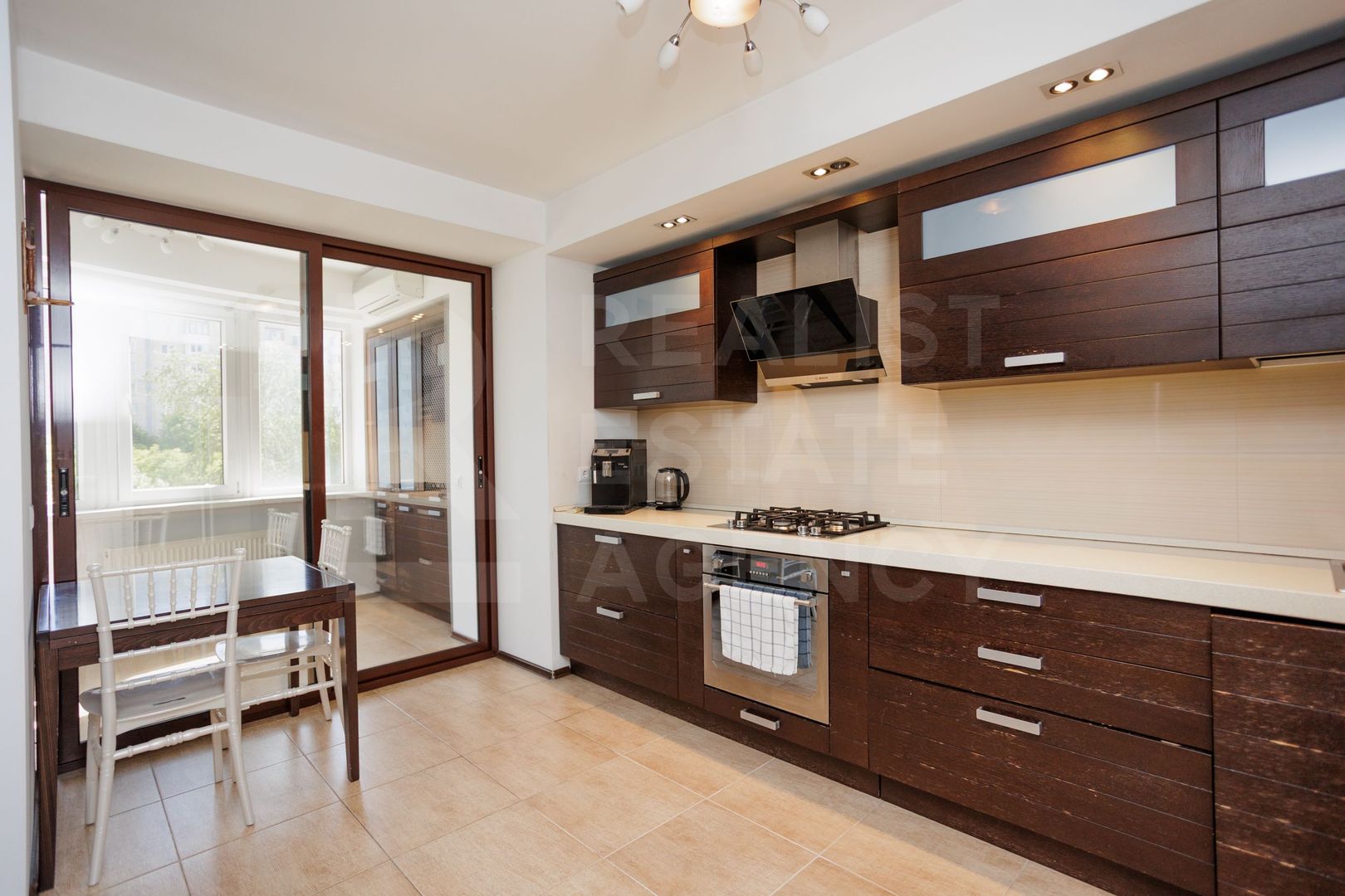 Vânzare, apartament, 3 camere, str. Onisifor Ghibu, Buiucani - Poză 4