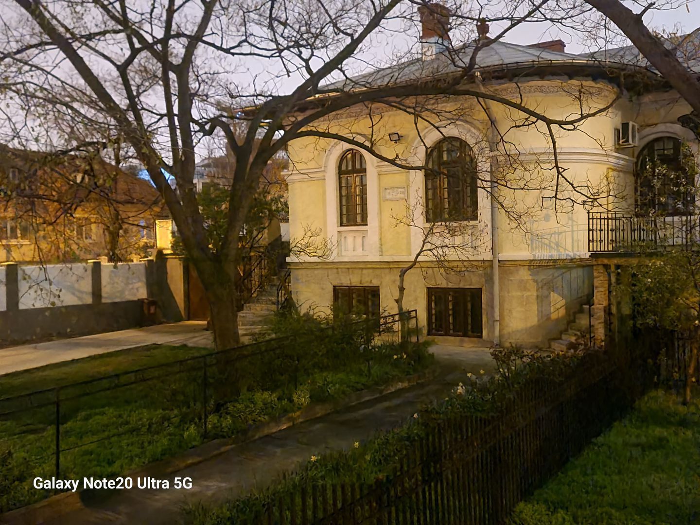 Casa Vila || Timpuri Noi || 6 camere || curte libera 400mp ||  Afterschool || - Poză 20