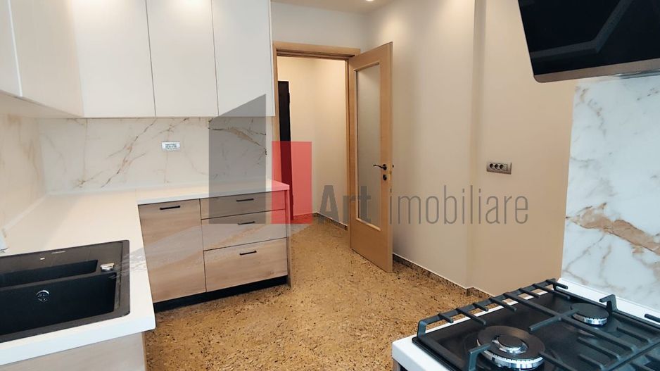 Apartament Piata Victoriei-Capitale, et.1 - Poză 12