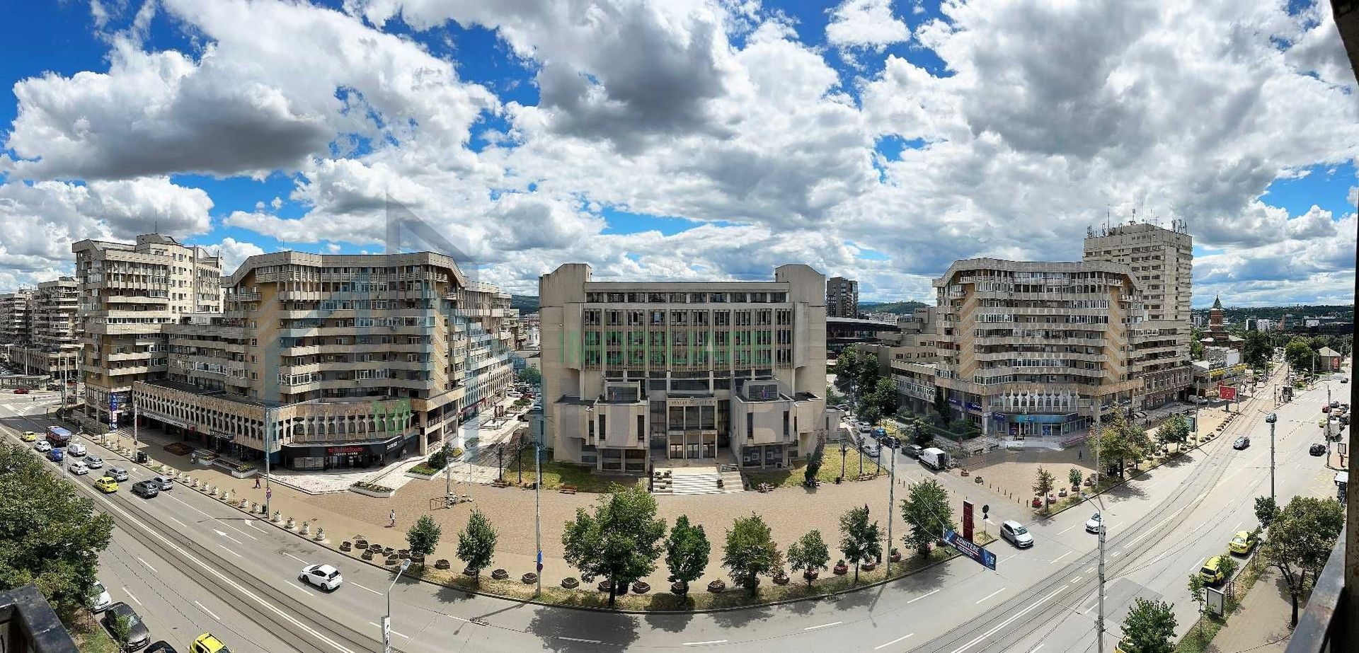 Apartament 3 camere situat in zona Palas/Hala Centrala - A. Panu - Poză 1