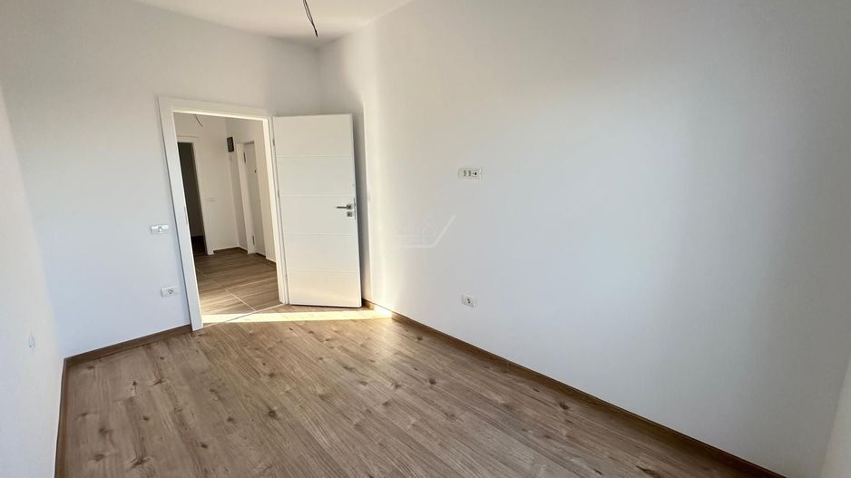 Bloc finalizat. 2 balcoane. Loc de parcare. - Poză 6