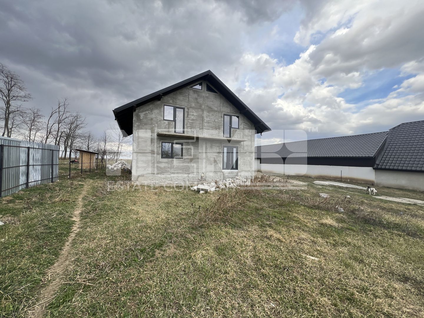 Casa cu 45 de Ari | Salageni | 129.000 Euro - Poză 1