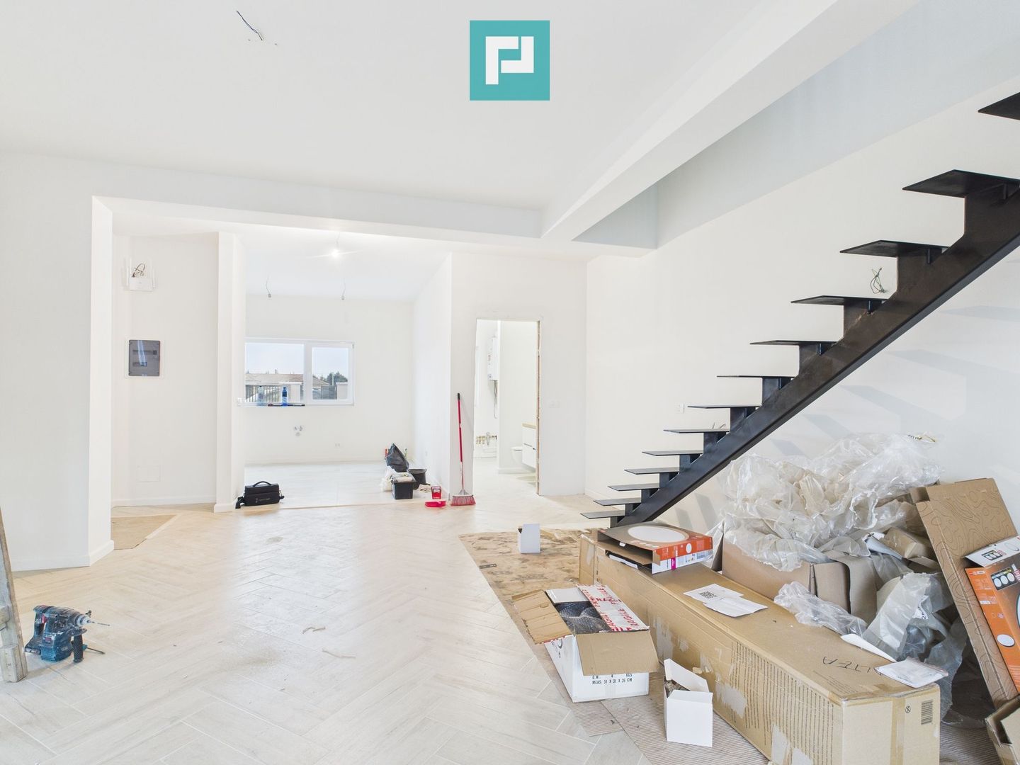 Duplex modern cu etaj si pod 164 mp in Urseni - Poză 39