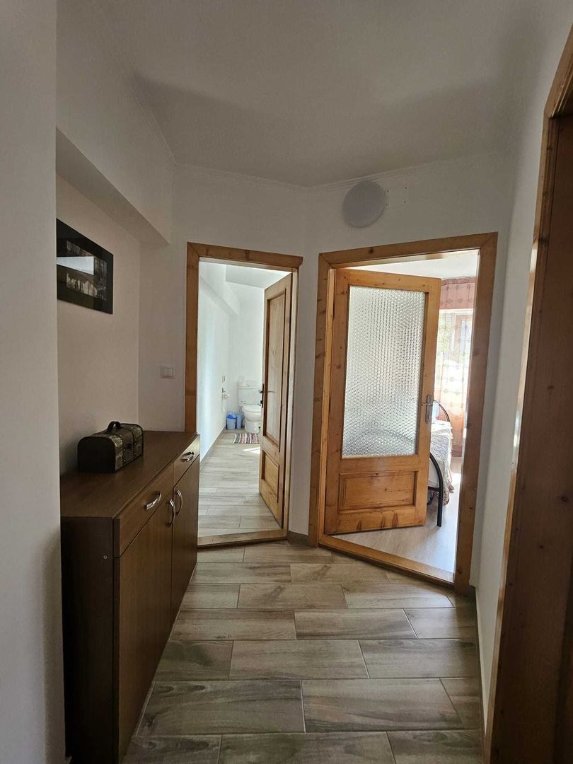 APARTAMENT 5 CAMERE 120000 euro negociabil - Poză 5