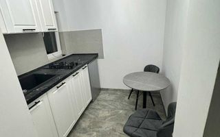 Apartament 1 camera, semidecomandat, 37 mp, etaj 1, zona ultracentrala Iasi, disponibil imediat - Poză 6