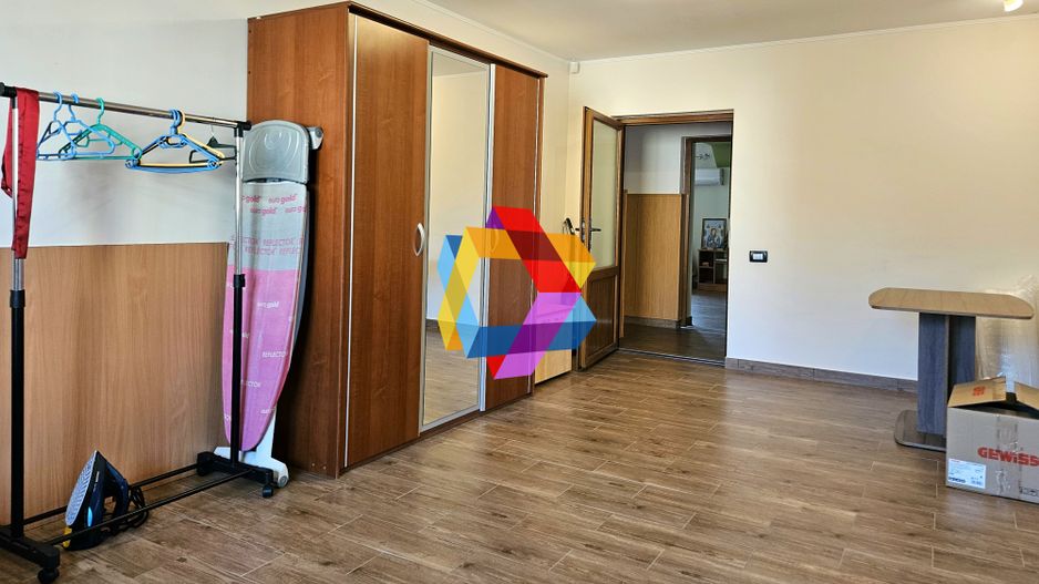 Casă plus Spațiu comercial  741 mp, Teren 906 mp Brasov - zona Blumana - Poză 8