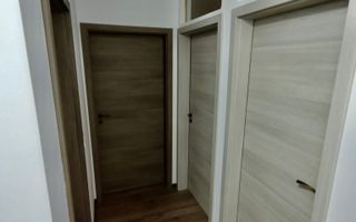 Particular, vând ap. 2 cam. decomandate confort I+ loc parcare demisol - Poză 6