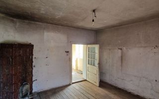 BRASADAS vinde casa cu teren 5 Ari zona Closca. - Poză 8